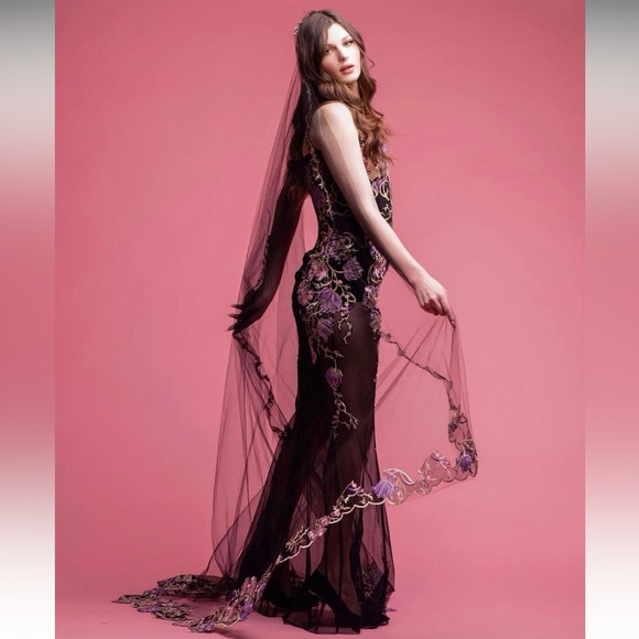 Lucia’s Sarto ♍️ long vail, red carpet, black floral purple wedding bridal bride main image 4